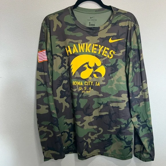Nike Iowa Hawkeye Camouflage Long Sleeve Shirt - Picture 6 of 6